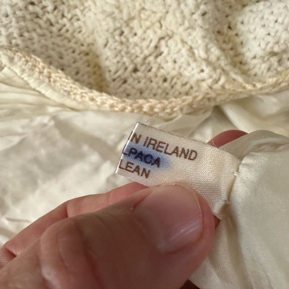 Handmade in Ireland Alpaca Cream and White Women's Cardigan Medium - Picture 8 of 10